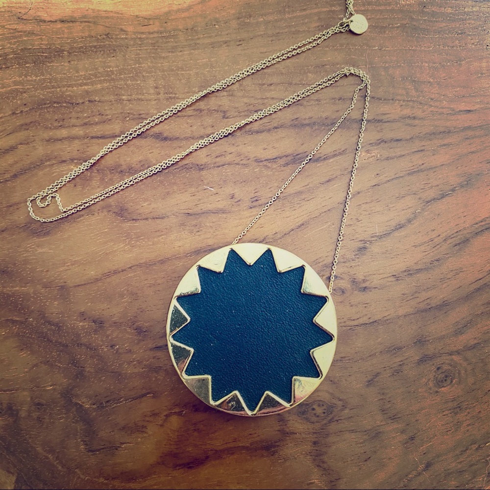 House of Harlow 1960 Sunburst Necklace